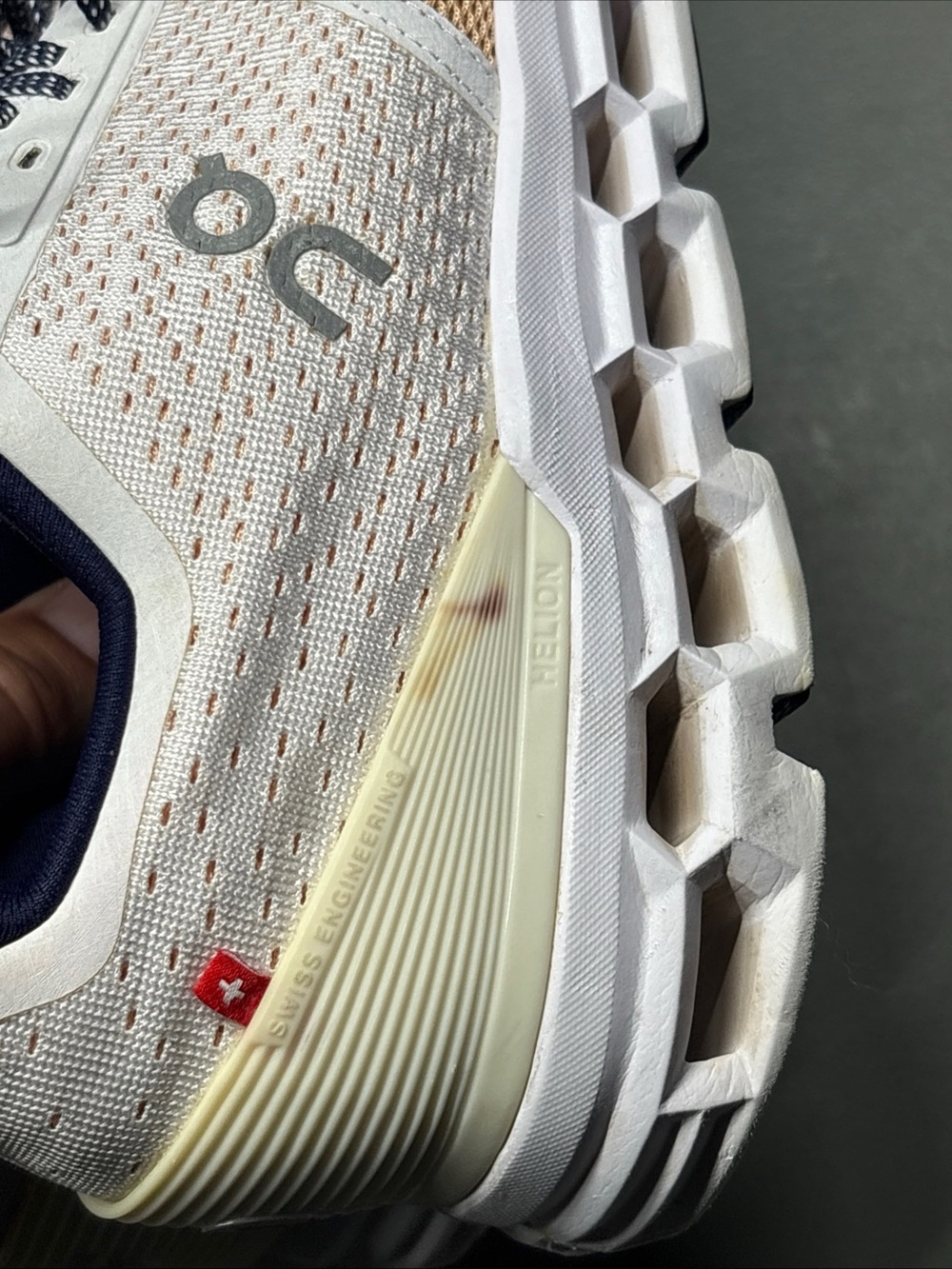 On Running Women's Cloudstratus Road Running Shoes White/Almond Size 9.5 - Picture 10 of 14
